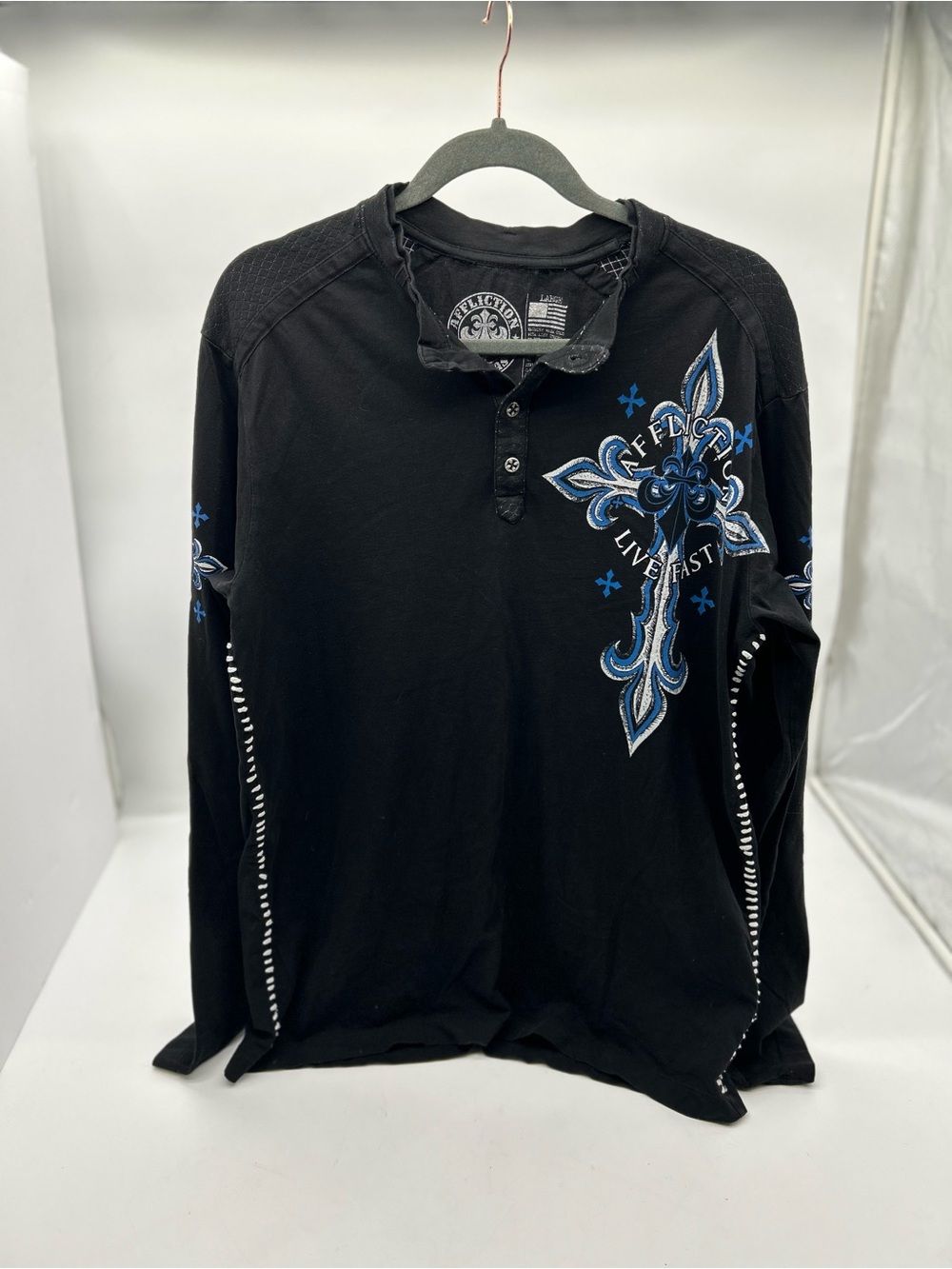 Vintage Affliction Black Long Sleeve Henley with Blue Fleur Cross Live Fast L